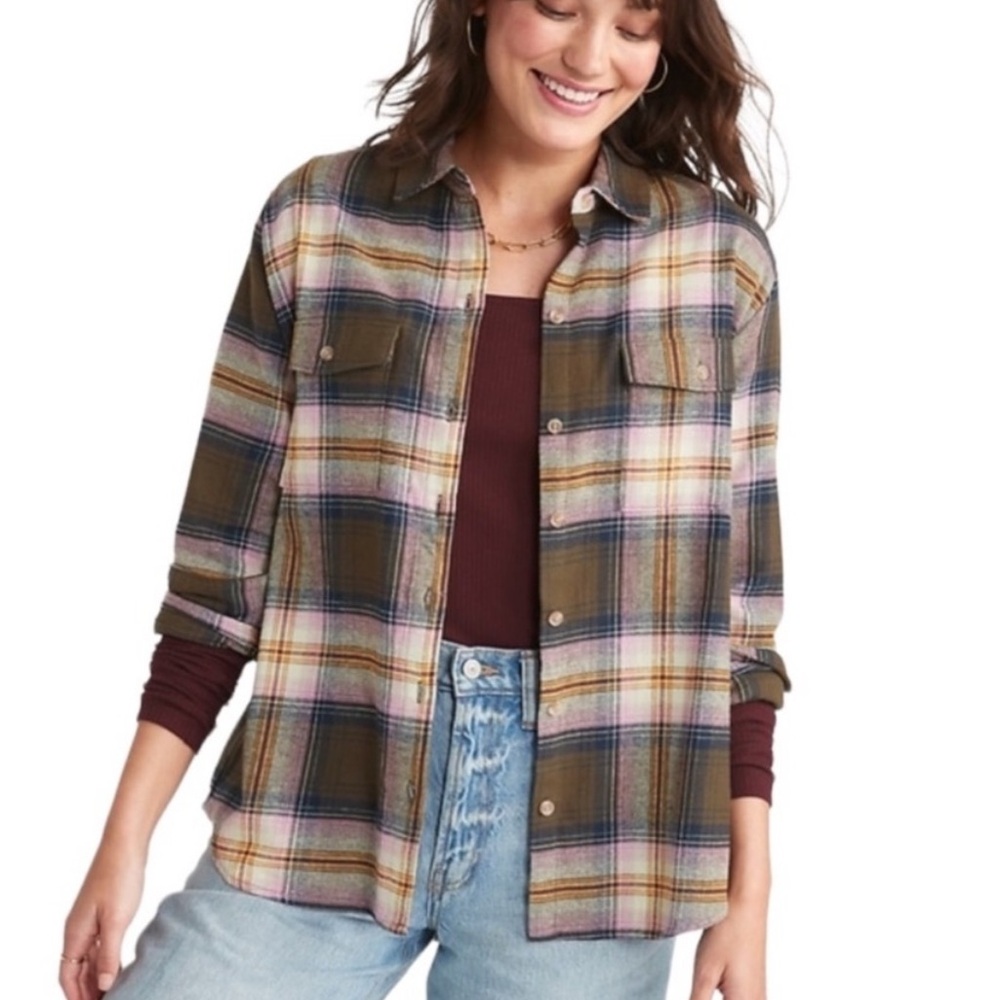 NWT Old Navy Plaid Flannel Boyfriend Button Down size Small